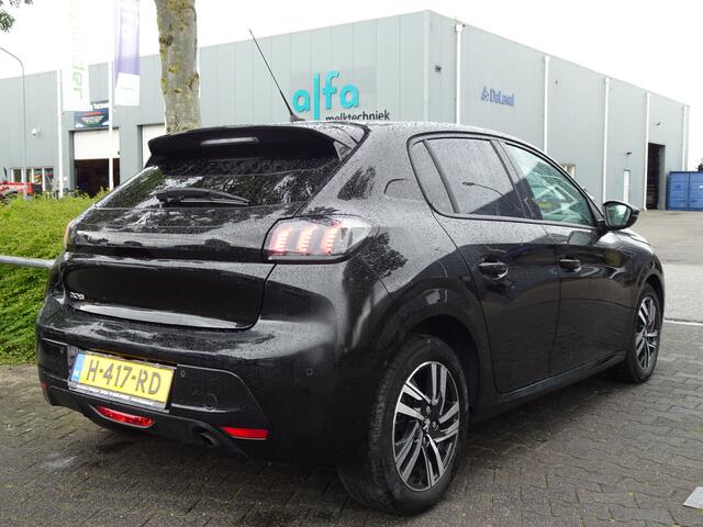 Peugeot 208 1.2 PureTech Blue Lease Allure