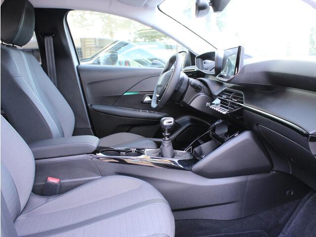 Peugeot 208 1.2 PureTech Allure Pack | Navi / Camera / Climate