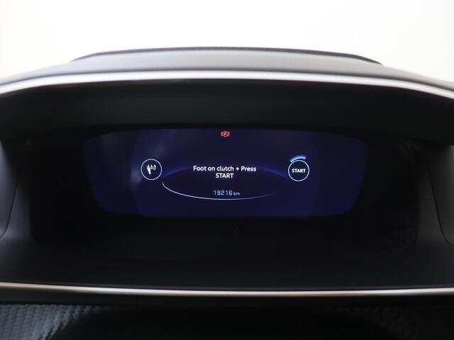 Peugeot 208 1.2 100PK Allure | 17 INCH velgen | Navigatie | Camera | Parkeerhulp |
