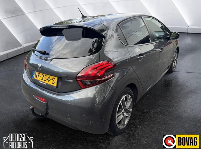 Peugeot 208 1.2 PureT. Blue Lion Navi Cruise Lmv Led