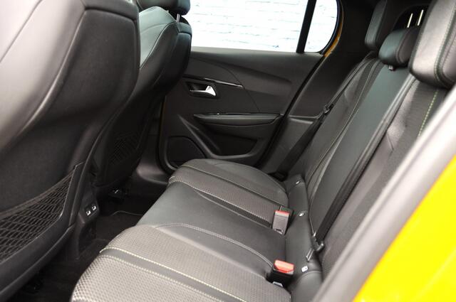 Peugeot 208 1.2 GT 130Pk pano navi cam key-less