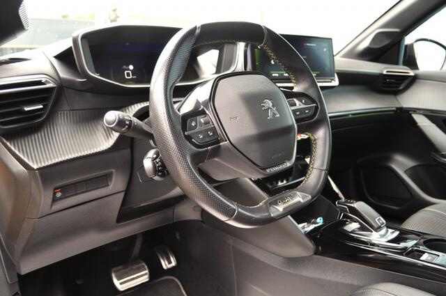 Peugeot 208 1.2 GT 130Pk pano navi cam key-less
