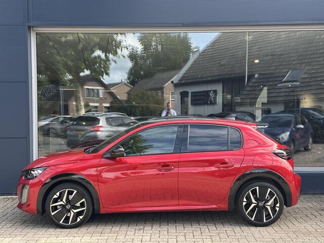 Peugeot 208 1.2 Hybrid 145 PK GT Automaat | Meest Complete Uitvoering | Glazen Panoramadak | Navigatie | 360 Graden Camera | Dode Hoek Detectie | Climate Control | Keyless Entry & Start | Cruise Control | Sportstoelen | 17" Lichtmetalen Velgen | Full LED Verlichting 