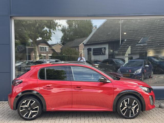 Peugeot 208 1.2 Hybrid 145 PK GT Automaat | Meest Complete Uitvoering | Glazen Panoramadak | Navigatie | 360 Graden Camera | Dode Hoek Detectie | Climate Control | Keyless Entry & Start | Cruise Control | Sportstoelen | 17" Lichtmetalen Velgen | Full LED Verlichting 