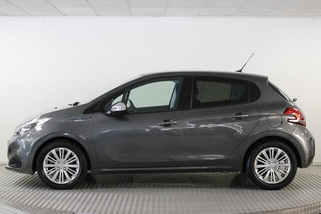 Peugeot 208 1.2 PureTech Signature 82 PK! Airco | Carplay | Navi | Cruise | Bluetooth.