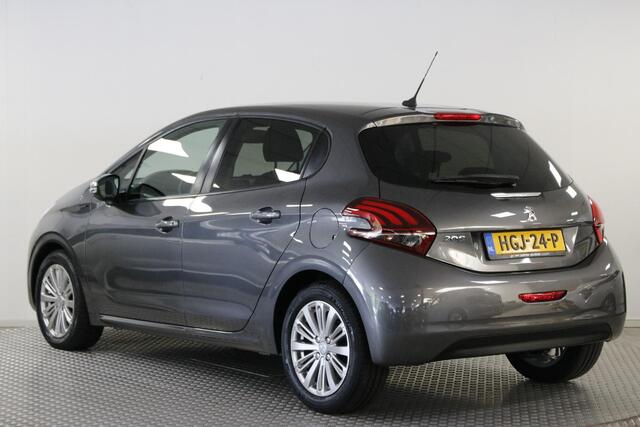 Peugeot 208 1.2 PureTech Signature 82 PK! Airco | Carplay | Navi | Cruise | Bluetooth.