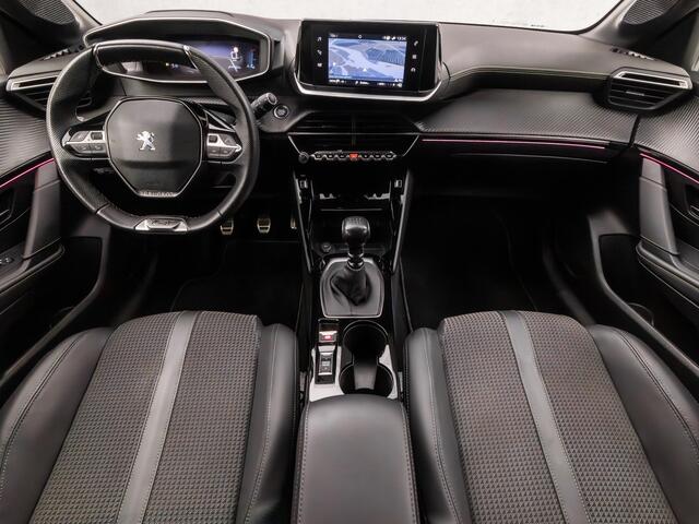 Peugeot 208 1.2 PureTech GT Sport (VIRTUAL COCKPIT, APPLE CARPLAY, GROOT NAVI, LEDER, 360 CAMERA, ADAPTIVE CRUISE, SPORTSTOELEN, GETINT GLAS, KEYLESS, LM VELGEN, NIEUWSTAAT)