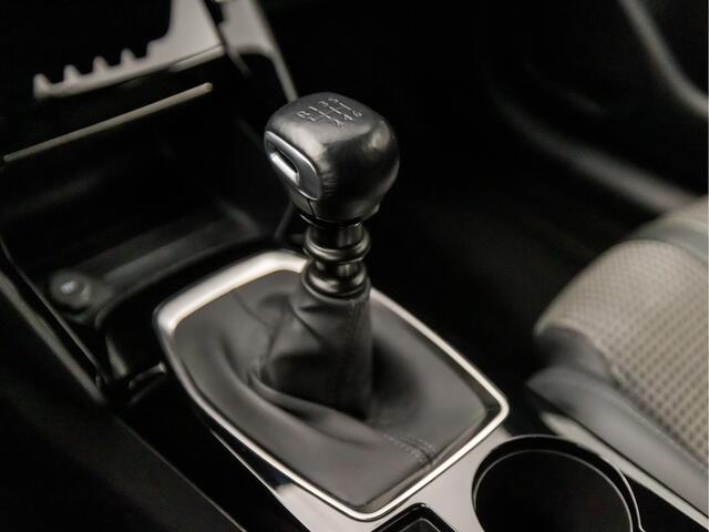 Peugeot 208 1.2 PureTech GT Sport (VIRTUAL COCKPIT, APPLE CARPLAY, GROOT NAVI, LEDER, 360 CAMERA, ADAPTIVE CRUISE, SPORTSTOELEN, GETINT GLAS, KEYLESS, LM VELGEN, NIEUWSTAAT)