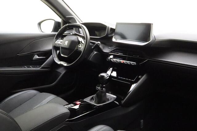 Peugeot 208 1.2 PureTech GT-Line 100 PK | Handgeschakeld | Peugeot Connect 3D Nav | Draadloze telefoonlader | Airco | Cruise Control | Camera | Parkeersensor | 1e eigenaar | Dealer onderhouden