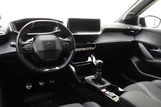 Peugeot 208 1.2 PureTech GT-Line 100 PK | Handgeschakeld | Peugeot Connect 3D Nav | Draadloze telefoonlader | Airco | Cruise Control | Camera | Parkeersensor | 1e eigenaar | Dealer onderhouden