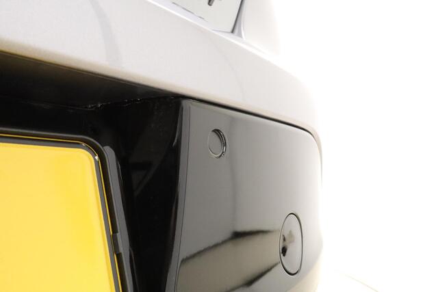 Peugeot 208 1.2 PureTech 100 GT | Navigatie | Climate Control | Camera | Full LED | 17'' LM Velgen | Keyless