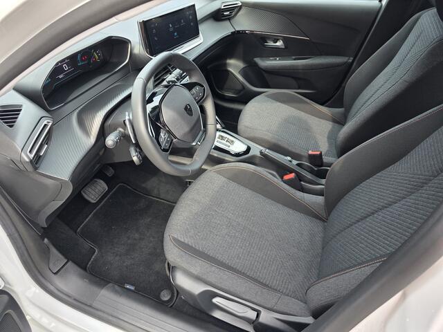 Peugeot 208 1.2 Hybrid 110 e-DCS6 Style |CARPLAY|GARANTIE|¤17230NETTO