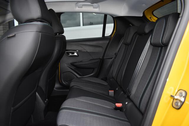 Peugeot 208 1.2 PureTech 100 PK Allure | Carplay | Panodak | Camera | Incl. garantie