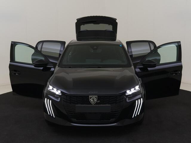 Peugeot 208 GT 1.2 Hybrid 136PK e-DCS6 Automaat Rondomzichtcamera, Navigatie, Keyless, Apple Carplay, Android Auto, Parkeersensoren