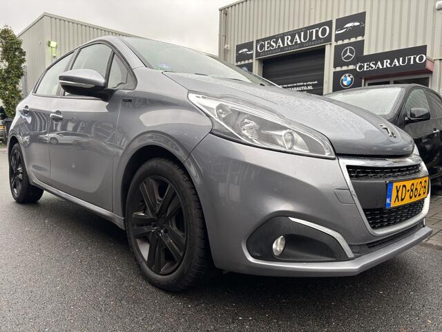 Peugeot 208 1.2 PureTech Signature / 139 DKM / DEALER ONDERHOUDEN