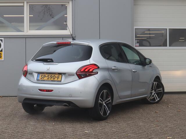 Peugeot 208 1.2 PureTech GT-line Automaat / Camera / Half-Leder