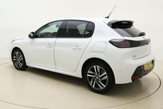 Peugeot 208 1.2 PureTech Allure Pack 100 PK | Handgeschakeld | Camera | Parkeersensor | Start/stop | Navigatie | Cruise Control | Mirror Screen | BTW auto | 1e eigenaar