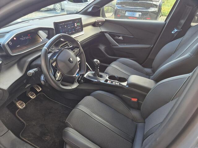 Peugeot 208 1.2 PureTech 100 GT | Climate & Cruise Control | AppleCarPlay/Android Auto | Achteruit Rijd Camera |