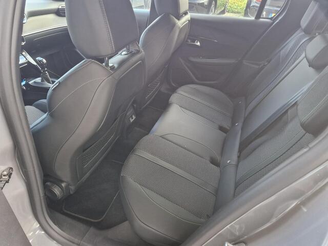 Peugeot 208 1.2 PureTech 100 GT | Climate & Cruise Control | AppleCarPlay/Android Auto | Achteruit Rijd Camera |