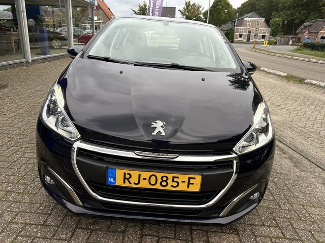 Peugeot 208 1.2 PureT. Blue Lion