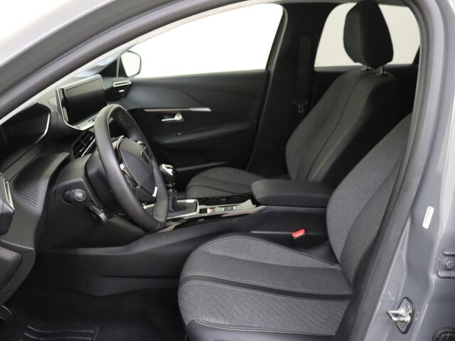 Peugeot 208 1.2 PureTech 100 Allure Lichtmetaal | Navigatie | Camera achter | Apple carplay