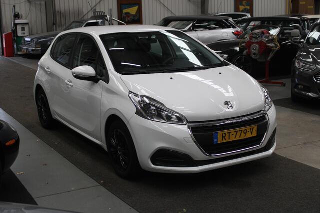 Peugeot 208 1.2 PureTech Active Automaat Airco, Cruise Control, Stuurbekrachtiging