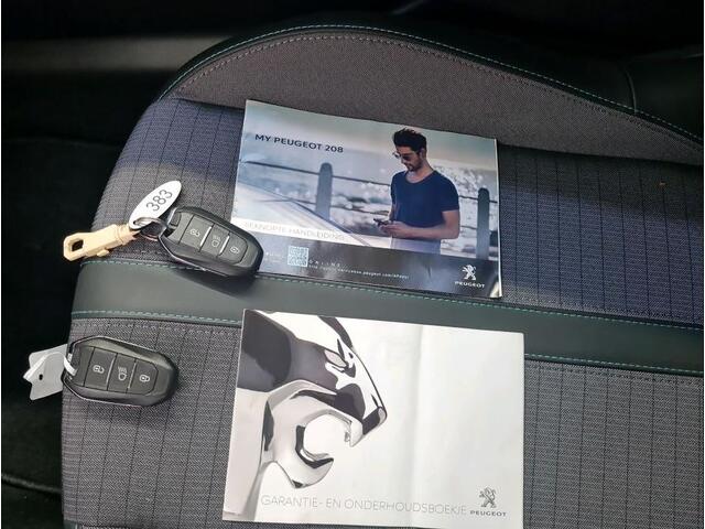 Peugeot 208 1.5 HDi Blue Lease Allure / Trekhaak / Airco-ecc./ Xenon / Pdc.+Camera / Navigatie / Radio-multimedia /