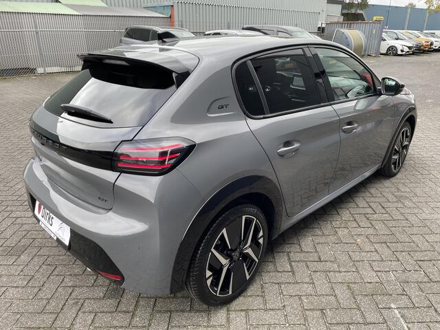 Peugeot 208 100pk GT (Camera - Keyless Entry - Parkeersensoren V+A - LED - i-cockpit - Automatische Airco - Navigatie - Apple Carplay)