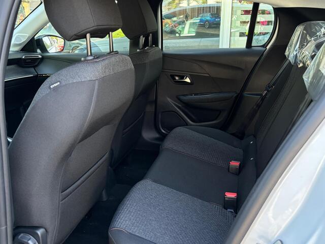 Peugeot 208 1.2 PureTech 75 Style | Navi | Apple Carplay | Parkeerhulp | A/C | Direct leverbaar