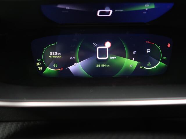 Peugeot 208 1.2 PureTech GT BTW Automaat 131pk App connect Digitaal Dashboard Sportstoelen Half Leer Camera 17 inch Sportvelgen Onderhoud aanwezig