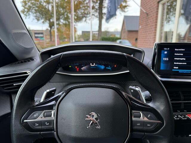 Peugeot 208 1.2 PT BL Allure Automaat CAMERA / VIRTUAL DASH / GROOT.NAVI / H