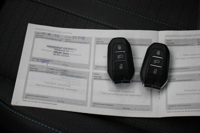 Peugeot 208 e-208 Allure Pack 50 kWh - Carplay, Navi, Crusie, Camera