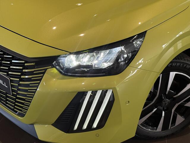 Peugeot 208 Allure Pack 1.2 Turbo 100pk | NAVI | 360° CAMERA | ADAPTIVE CRUISE | STOELVERW. | DODEHOEKBEW. | CLIMA |