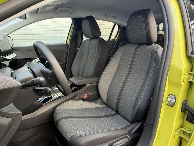 Peugeot 208 Allure Pack 1.2 Turbo 100pk | NAVI | 360° CAMERA | ADAPTIVE CRUISE | STOELVERW. | DODEHOEKBEW. | CLIMA |