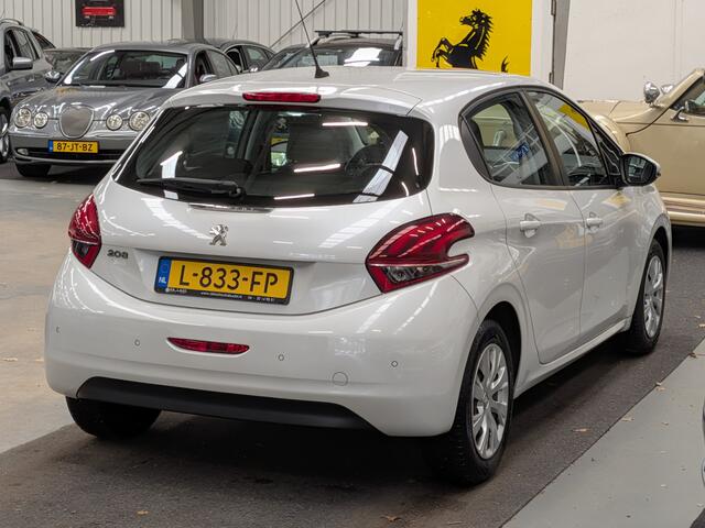 Peugeot 208 1.2 PureTech Blue Lease Airco, Cruise Control, Navigatie, Stuurbekrachtiging