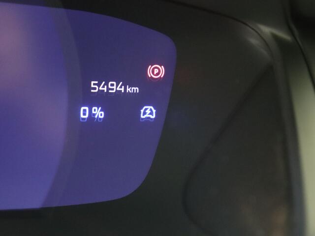 Peugeot 208 Hybrid 136 e-DCS6 GT