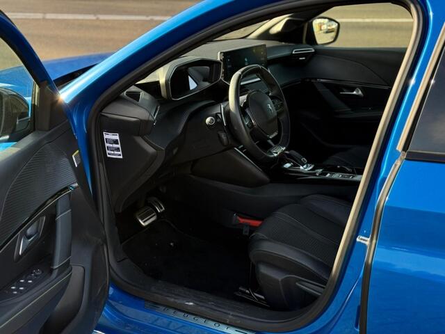 Peugeot 208 1.2 PURETECH GT AUTOMAAT CRUISE PDC V/A TREKHAAK