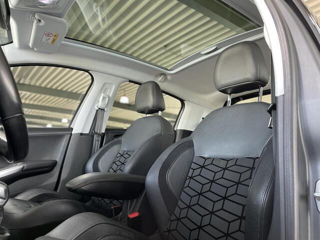 Peugeot 208 1.2 PureTech 111 PK / PANO / NAVI / CRUISE / FULL OPTION / RIJKLAAR