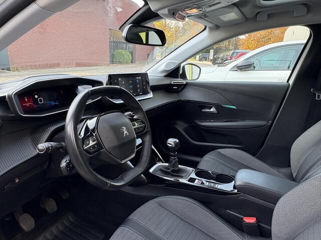 Peugeot 208 1.2 PureTech Allure Panoramadak, 360 Camera, Stoelverwarming, Cruise Control Adaptief