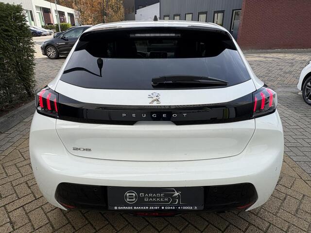 Peugeot 208 1.2 PureTech Allure Panoramadak, 360 Camera, Stoelverwarming, Cruise Control Adaptief