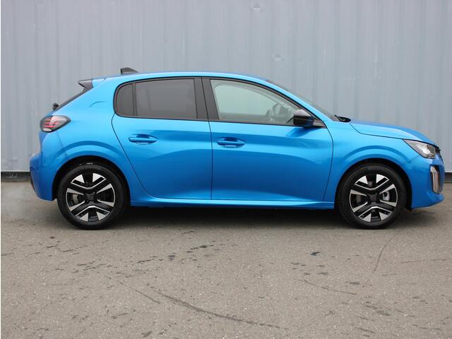 Peugeot 208 1.2 PT 100 ALLURE Peugeot 208 1.2 PureTech 100 Allure Navigatie/ Camera