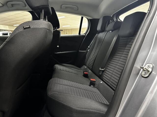 Peugeot 208 1.2 PureTech Blue Lease Active /LED Koplampen /Apple + Android /DAB+! /Navi /Airco /Cruise /Elek. pakket /Bluetooth /Isofix /LED Dagrijverl. /16"LMV /PDC.
