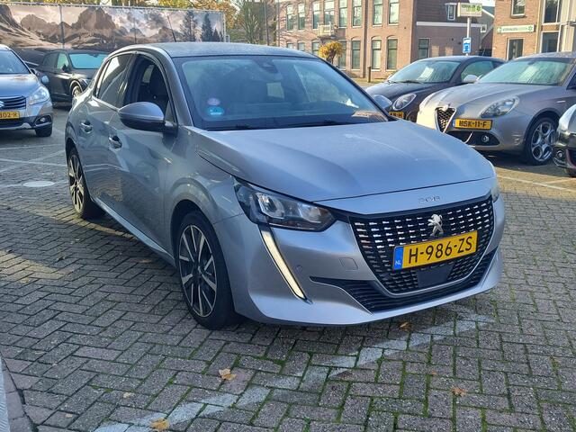 Peugeot 208 1.2 PURETECH ALLURE AUTOMAAT Panoramadak | Keyless | Stoelverwarming