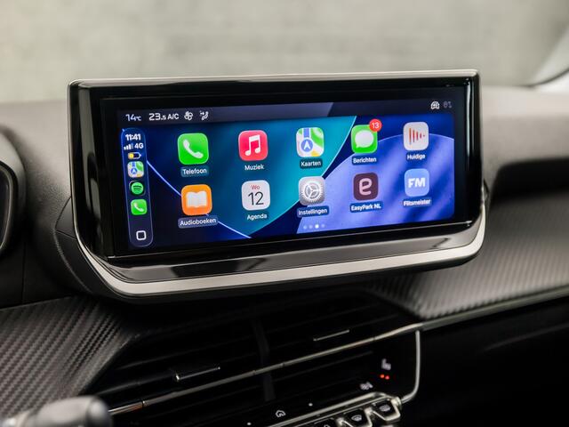 Peugeot 208 Hybrid 100 e-DCS6 Allure Automaat (VIRTUAL COCKPIT, APPLE CARPLAY, GROOT NAVI, 360 CAMERA, LEDER, STOELVERWARMING, SPORTSTOELEN, ADAPTIVE CRUISE, GETINT GLAS, NIEUWSTAAT)