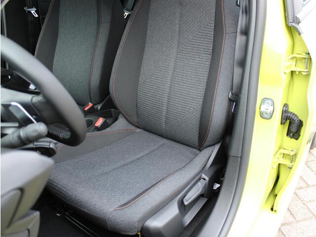 Peugeot 208 1.2 Hybrid 110 e-DCS6 Style PRIVATE LEASE NU ¤369 P/M