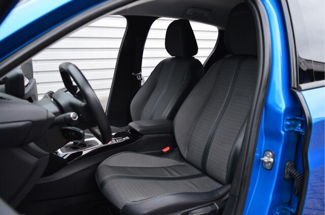 Peugeot 208 1.2 PureTech Blue Lease Allure O.a; Carplay, LED, PDC, Camera, Navi, Clima, Cruise, Etc. All-in prijs!