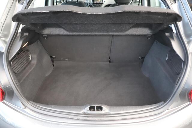 Peugeot 208 1.5 BlueHDi Blue Lease Allure 101PK Trekhaak Navigatie Carplay Android 16 inch LMV Climate Cruise Control