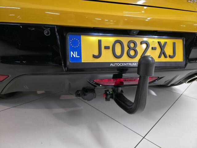 Peugeot 208 1.2 PureTech GT-Line Automaat | Trekhaak | Panoramadak | Navigatie