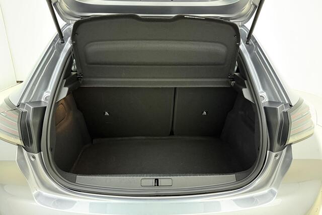 Peugeot 208 Hybrid 100 e-DCS6 Allure Automaat | Navigatie | Adaptive Cruise control | Camera | Lichtmetalen velgen | Climate control | Extra getint glas