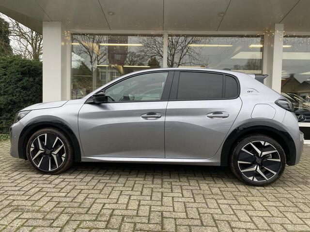 Peugeot 208 1.2 Hybrid 145 e-DCS6 GT | 18 Inch | Automaat | Achteruitrijcamera | Apple carplay | Voorstoelen verwarmd |